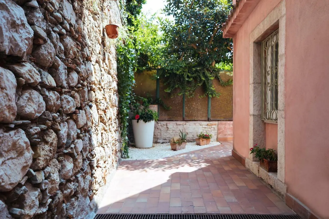 Le Moresche Taura & Mina Taormina 0*,  Italy