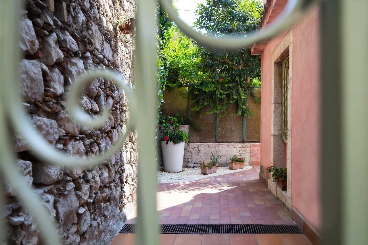 Le Moresche Taura & Mina Taormina Apartman